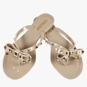 Gold studded nude sandals Sz 7